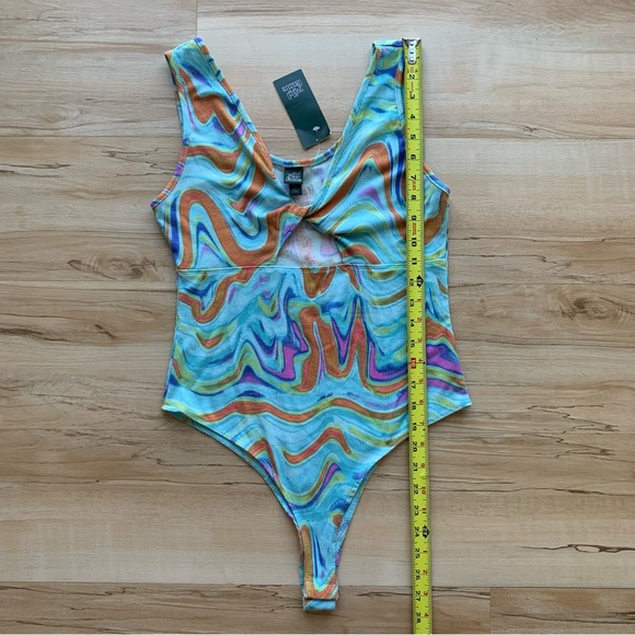 WILD FABLE Women's Multicolored Keyhole Neck Stretch Tank Bodysuit  size Medium - Picture 7 of 7